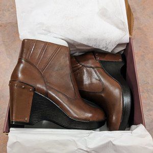 Dansko Faith Antique Full Grain Ankle Boots, Size 38 in Brandy. Wedge-style.